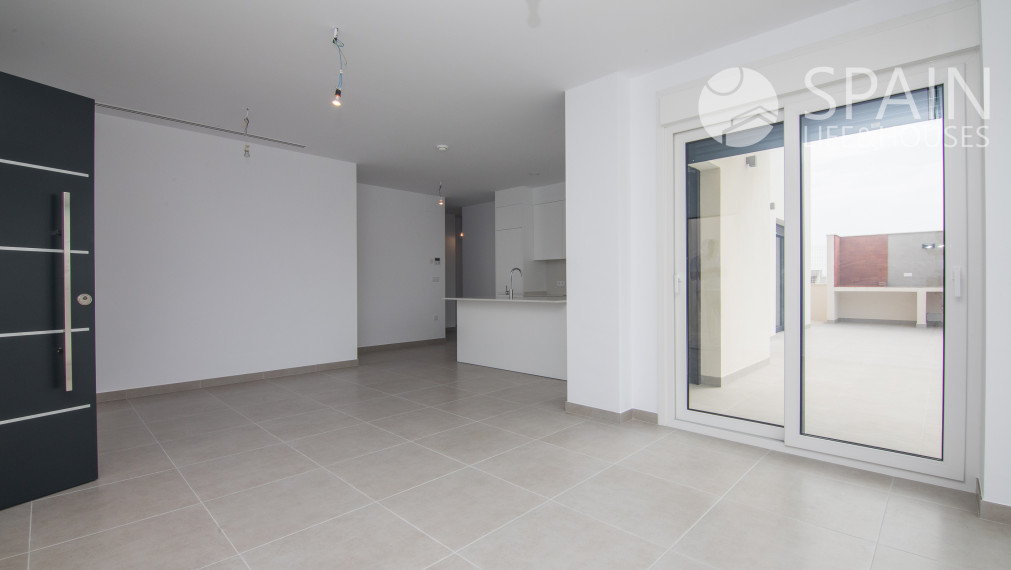 New construction villa with swimming pool in Polop de la Marina