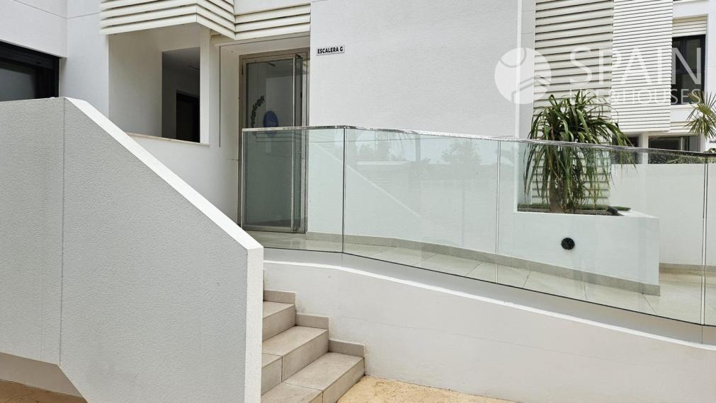 Winter Rental 1st Line Beach - 900€/month