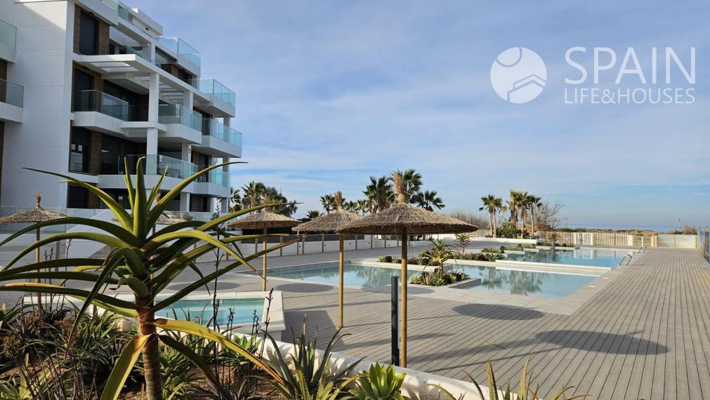 Winter Rental 1st Line Beach - 900€/month