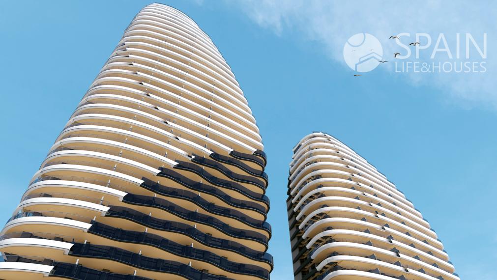 Panoramatická veža – moderné bývanie pri Playa de Poniente