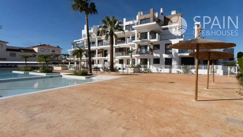 Moderné Apartmány v Denii - Len 3 Minúty od Pláže Las Marinas