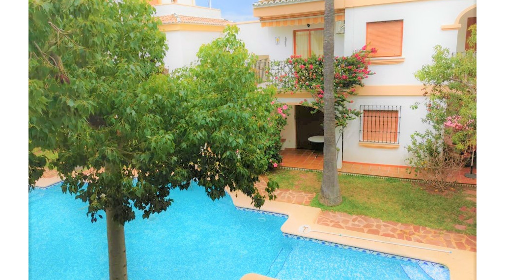 Romantic 1-bedroom furnished apartment in DENIA, Costa Blanca with balcony and comunal pools just 7 min walk from the beach and ca 15 min about the center