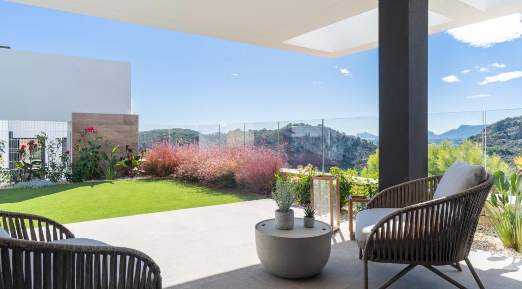 New, luxury 2 bedroom apartment with garden and community pool in Cumbre del Sol Benitachell; Costa Blanca Nord