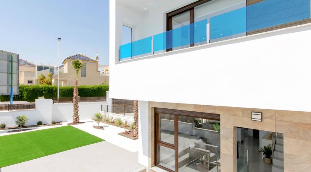 New Construction, Bungalows in Torrevieja, Alicante, Costa Blanca, Spain