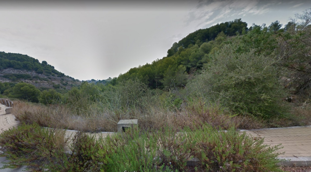 Urban plot  with some sea views, close to the historic center of Javea