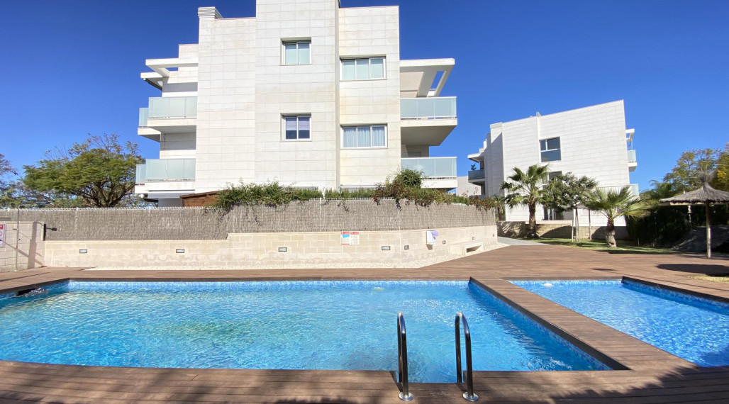 Live the Luxury at Arenal Beach! 4-Bedroom Duplex Penthouse with Montgó and Sea Views in Jávea