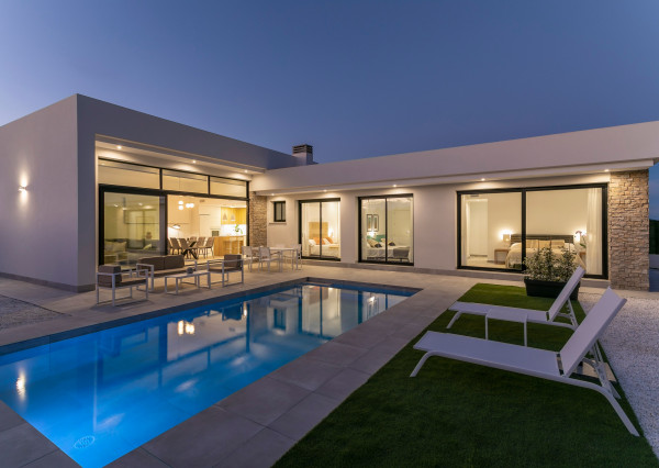 VILLA ESENCIA. New detached villas with a private pool close to Murcia