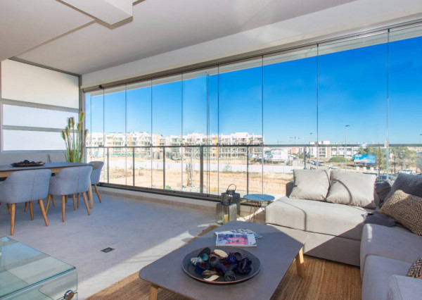 Novostavba podkrovného bytu s 3 spálňami a spoločným wellness/bazénom v la Zenia, Orihuela Costa, Alicante