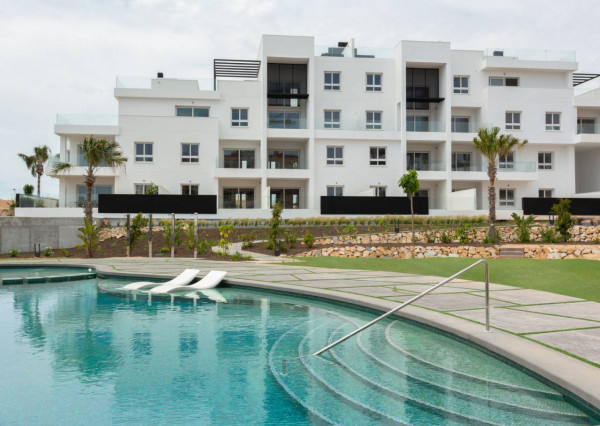 Luxurious new build flat in Punta Prima, Alicante