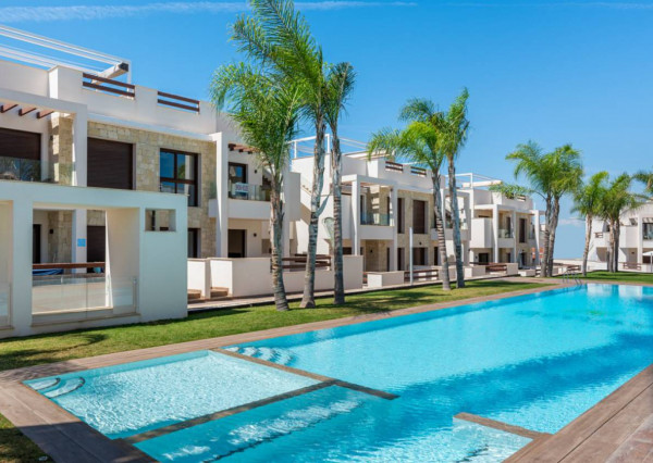 Bungalov v Los Balcones, Torrevieja, 3 km od pláže, Costa Blanca juh