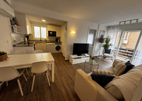 Apartmán v I.línii pri mori v Javea na prenájom