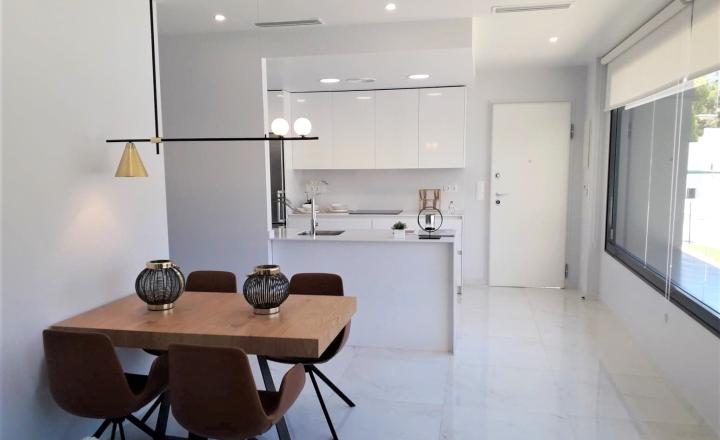 Stunning sea views apartments only a few meters from the beach at Benidorm, Costa Blanca - fotografia 12