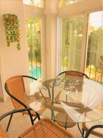 Romantic 1-bedroom furnished apartment in DENIA, Costa Blanca with balcony and comunal pools just 7 min walk from the beach and ca 15 min about the center - fotografia 8