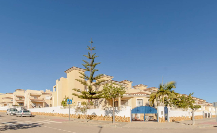 Bungalows of new construction with 2 bedrooms 8km from the beach in San Miguel de Salinas, Costa Blanca south. Key in hand - fotografia 17
