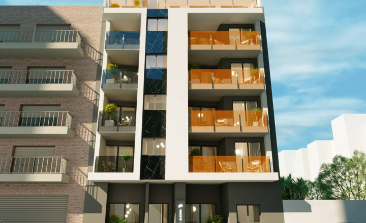 Spectacular apartment in the center of Torrevieja - fotografia 2