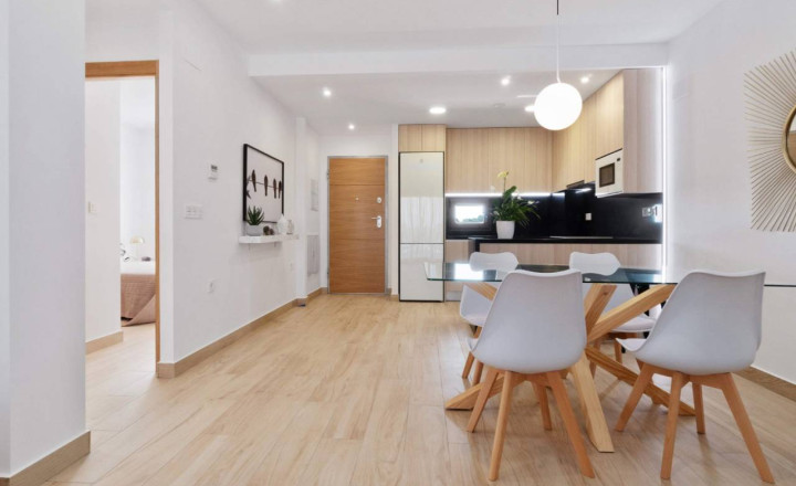 New construction first floor bungalows with 2 bedrooms in Torrevieja, Alicante - fotografia 3