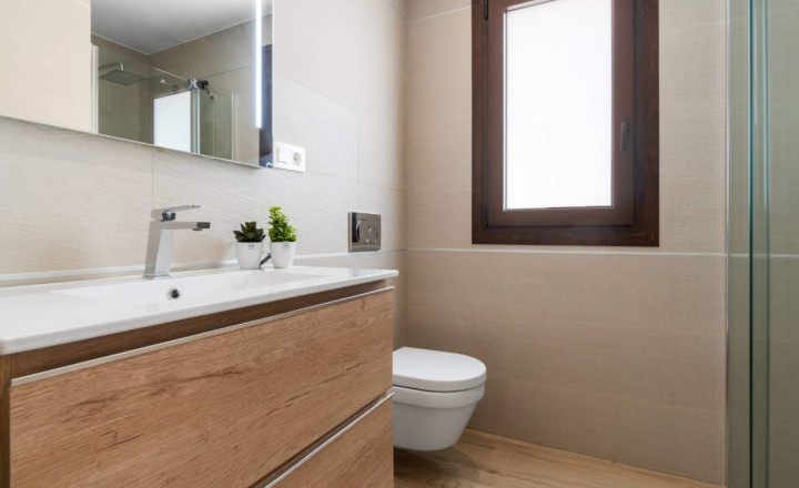 New construction first floor bungalows with 2 bedrooms in Torrevieja, Alicante - fotografia 10