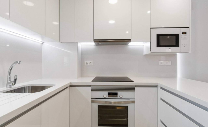 New construction first floor bungalows with 2 bedrooms in Torrevieja, Alicante - fotografia 7