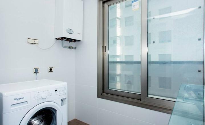 Newly built apartments with 3 bedrooms in the center of Elche, Alicante. Located 15 km  from the beach. Key in hand - fotografia 14