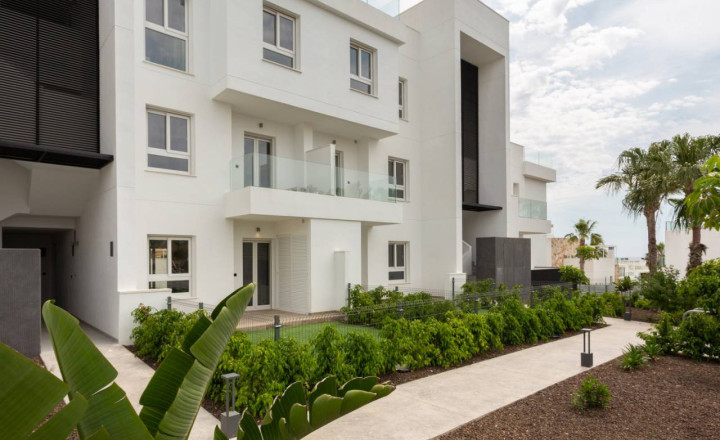 Luxurious new build flat in Punta Prima, Alicante - fotografia 1