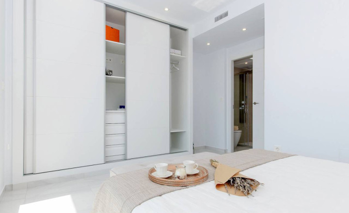 New Construction, Bungalows in Torrevieja, Alicante, Costa Blanca, Spain - fotografia 18