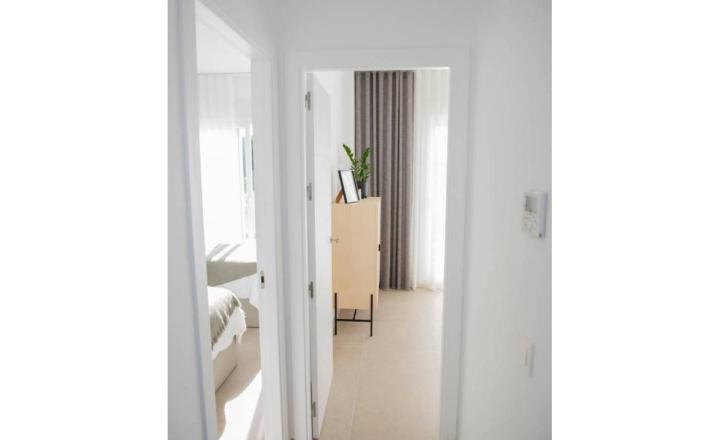 LAST ONE. Exclusive luxury villa 1.9 km from the sea and with private pool in San Pedro del Pinatar, Murcia. Delivery. Delivery in the first half of 2023 - fotografia 11