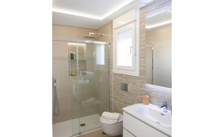 LAST ONE. Exclusive luxury villa 1.9 km from the sea and with private pool in San Pedro del Pinatar, Murcia. Delivery. Delivery in the first half of 2023 - fotografia 13