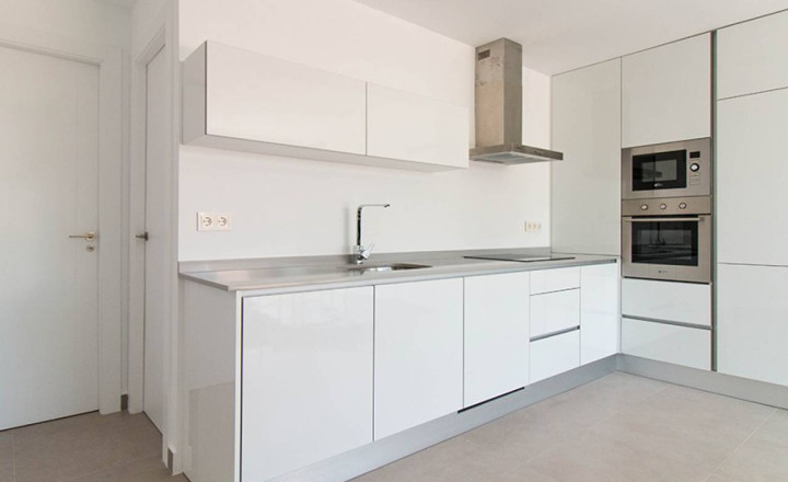 Luxury new build villa with private pool and 4 km from the sea in Villamartin, Orihuela Costa. Delivery February 2023 - fotografia 3