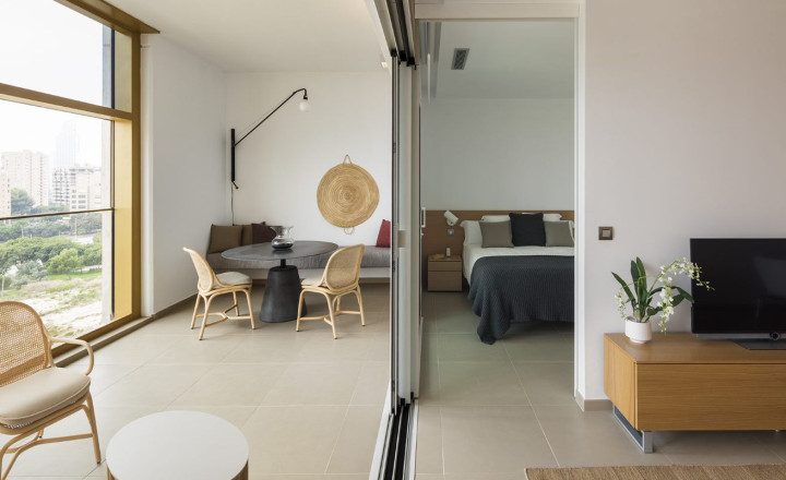New luxury apartments in Europe's tallest building just 200 m from the sea in Benidorm; Costa Blanca - fotografia 7