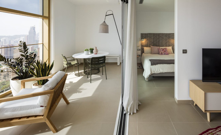 New luxury apartments in Europe's tallest building just 200 m from the sea in Benidorm; Costa Blanca - fotografia 11