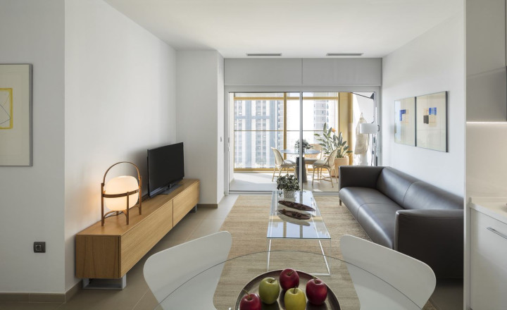 New luxury apartments in Europe's tallest building just 200 m from the sea in Benidorm; Costa Blanca - fotografia 20
