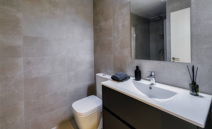 Luxury townhouse of new construction in Pilar de la Horadada 2km from the sea. Delivery July 2022 - fotografia 14