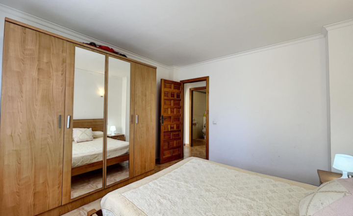 Apartment with mountain views and 700 meters from the beach. Key in hand - fotografia 4