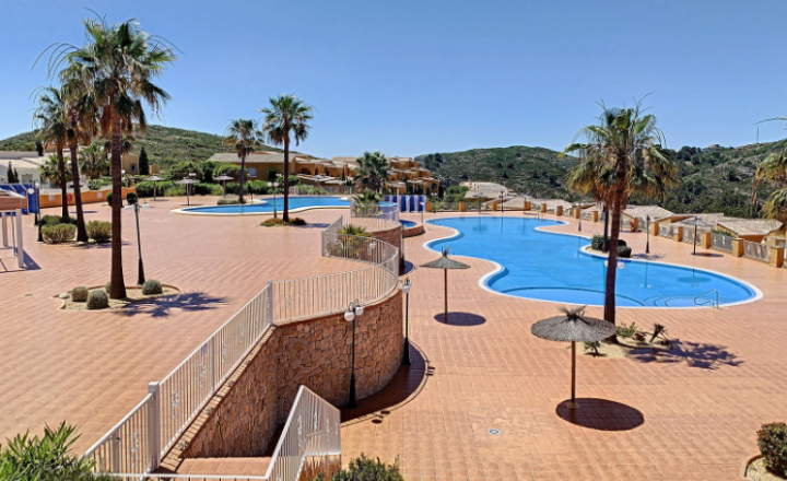 Apartment with mountain views and 700 meters from the beach. Key in hand - fotografia 13