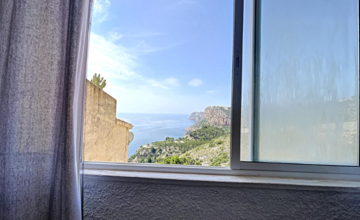 Charming apartment with sea view, 2 km from the sea. - fotografia 1