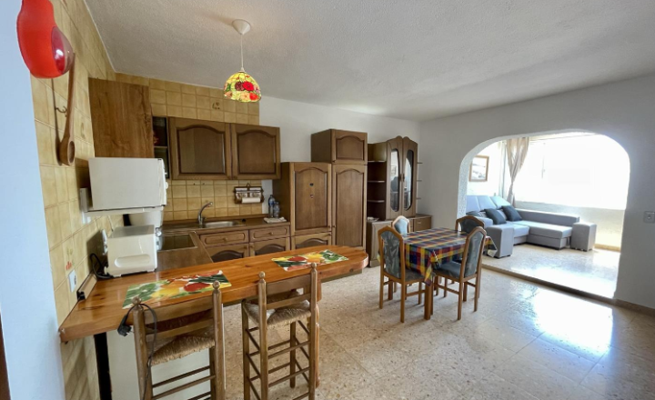 Charming apartment with sea view, 2 km from the sea. - fotografia 4