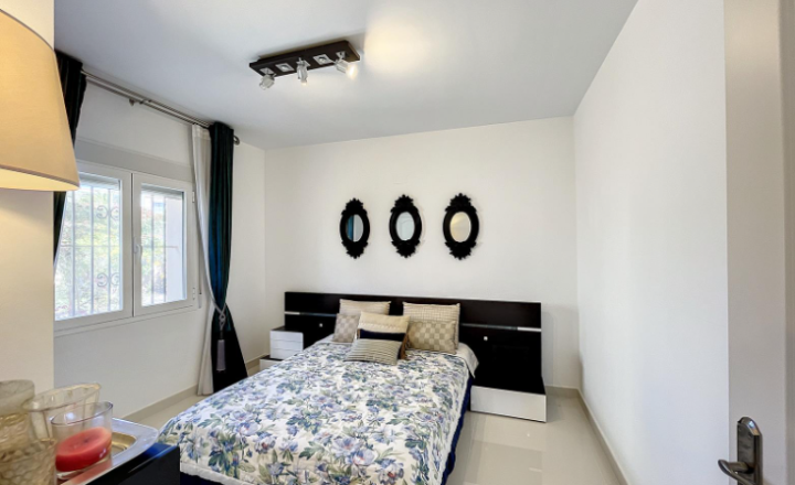 Astonishing renovated villa with sea views within 1 km from the beach - fotografia 8