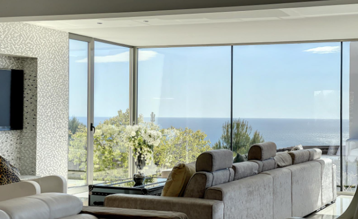 Astonishing renovated villa with sea views within 1 km from the beach - fotografia 11