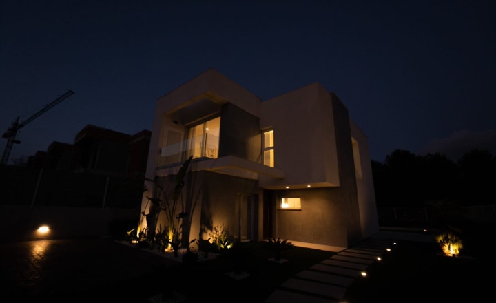 Magnificent villas 3-4km from the beach, in Finestrat, next to Benidorm. Delivery SEPT 2022 - fotografia 18