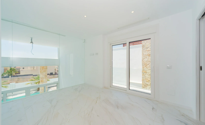 Spectacular 'Galaxy Villas' in Torrevieja with beautiful sea views - fotografia 9