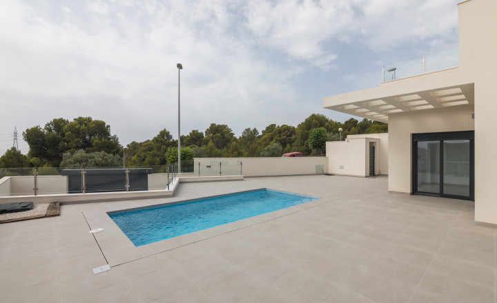 New construction villa with swimming pool in Polop de la Marina - fotografia 3