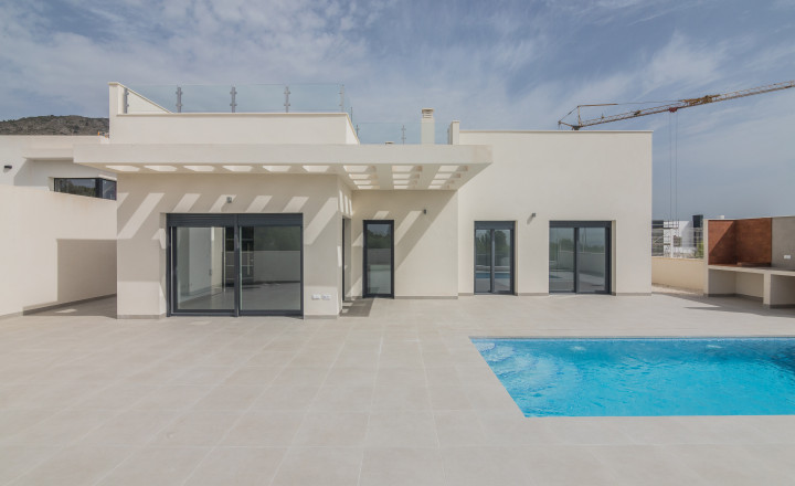 New construction villa with swimming pool in Polop de la Marina - fotografia 7