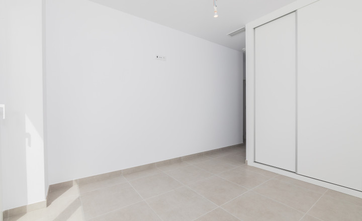New construction villa with swimming pool in Polop de la Marina - fotografia 12