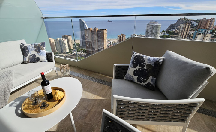 Torre de Cristal in Benidorm: Homes with Spacious Terraces and Spectacular Views - fotografia 7