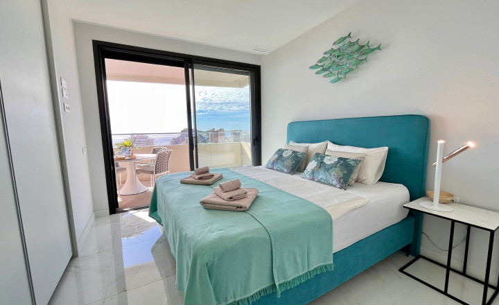 Torre de Cristal in Benidorm: Homes with Spacious Terraces and Spectacular Views - fotografia 11