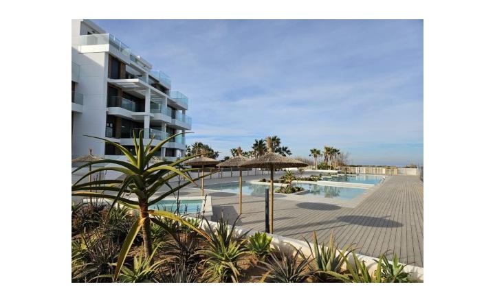 Winter Rental 1st Line Beach - 900€/month - fotografia 1