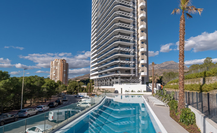 Orlia veža Benidorm – moderné bývanie pri mori - fotografia 1